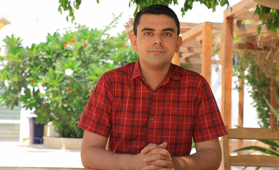 Amirhossein Firouzi1